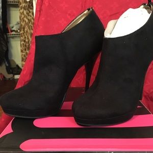 Black suede bootie